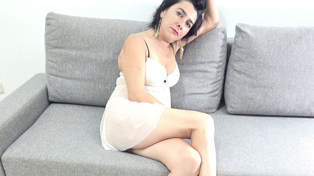 EmmaMarone