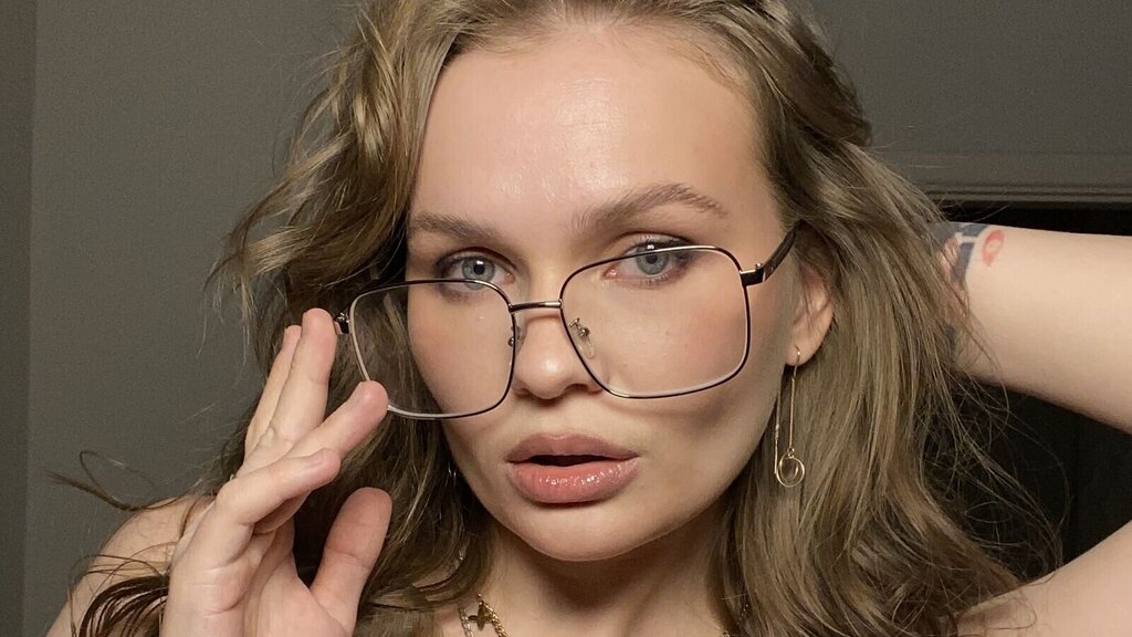 KattyWests